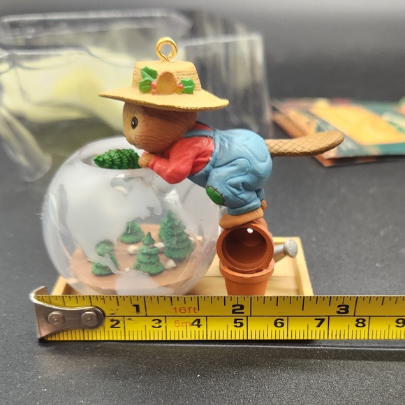Vtg. Enesco Treasury of Christmas Ornaments Seedlings Greetings Ornament TR933 - Picture 15 of 16